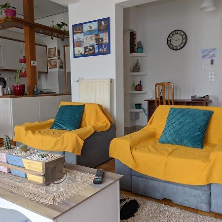 Luxurious Sea View Apartment Пирея Екстериор снимка
