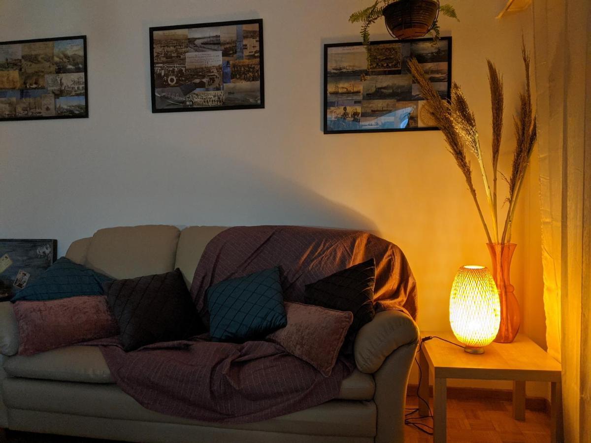 Luxurious Sea View Apartment Пирея Екстериор снимка