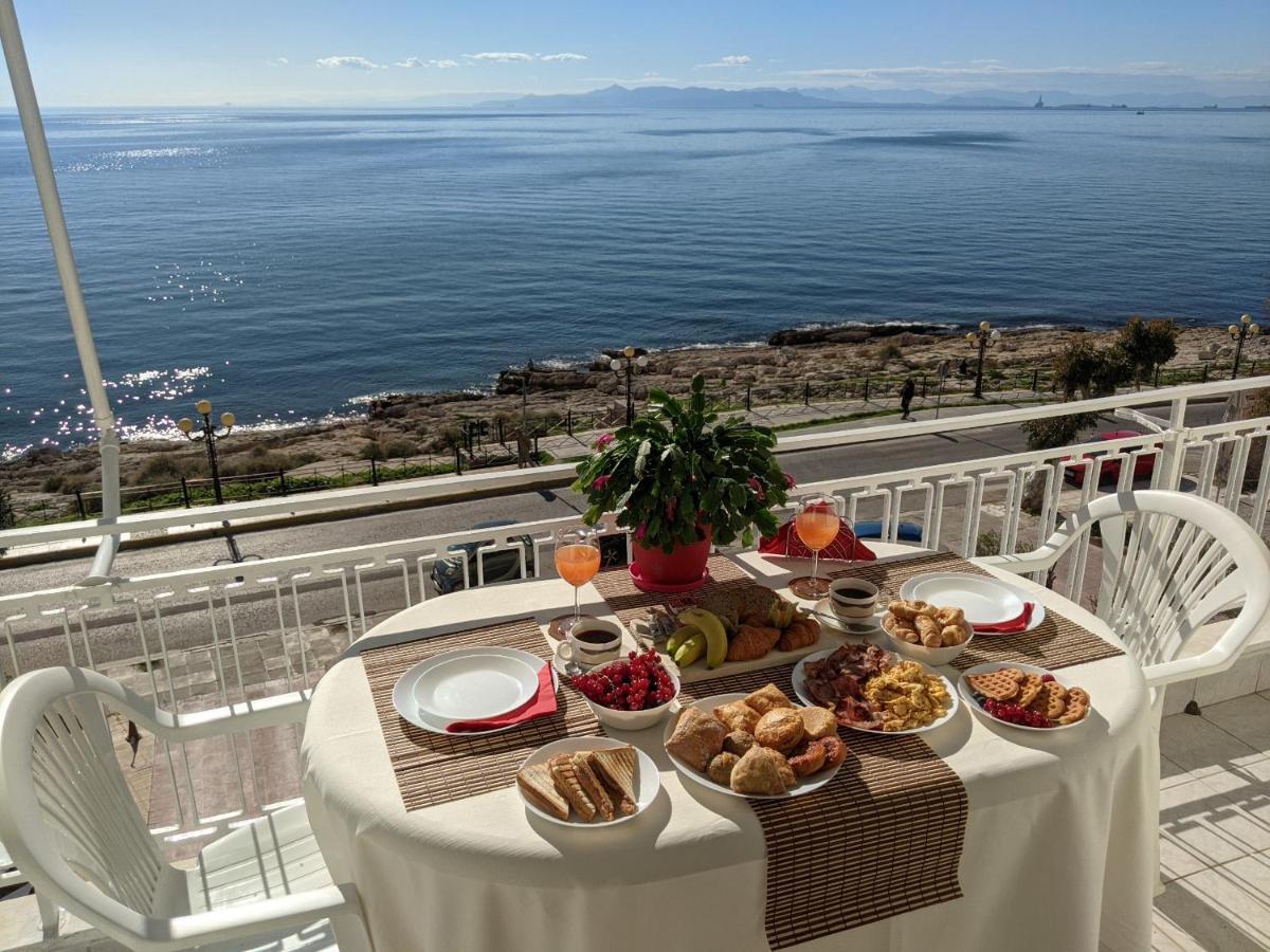 Luxurious Sea View Apartment Пирея Екстериор снимка