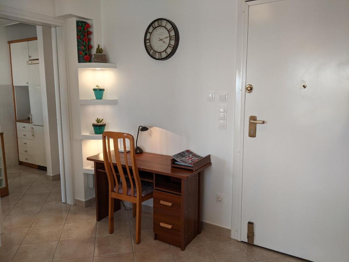 Luxurious Sea View Apartment Пирея Екстериор снимка