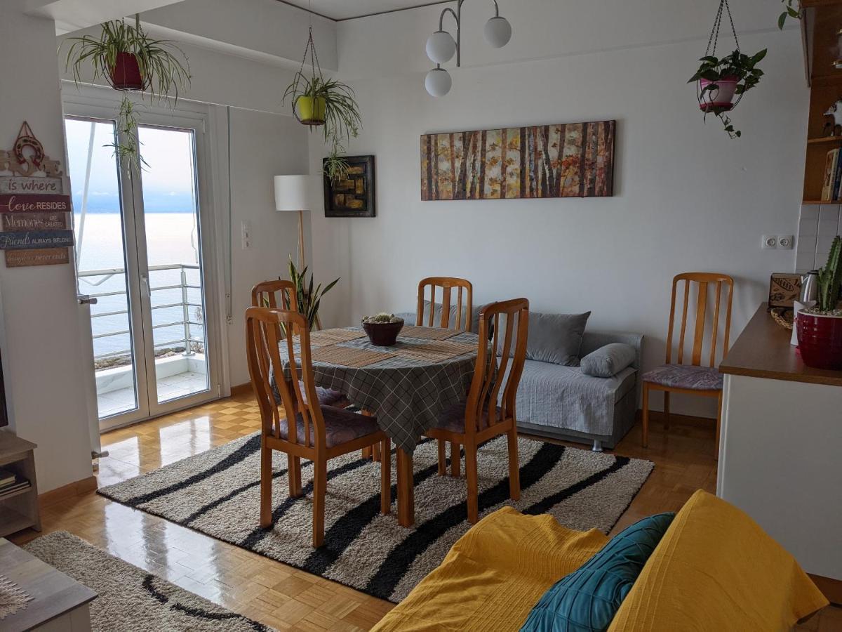 Luxurious Sea View Apartment Пирея Екстериор снимка